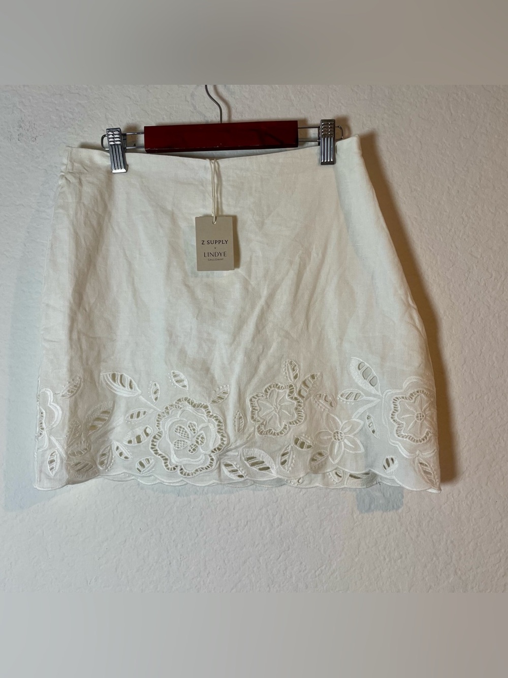 Z Supply x Lindye Galloway Daya Embroidered Skirt White XS NWT